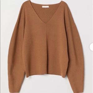 HM Conscious Camel V-Neck Sweater